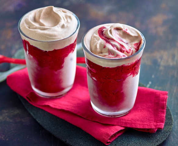 Himbeer-Rotwein-Slush