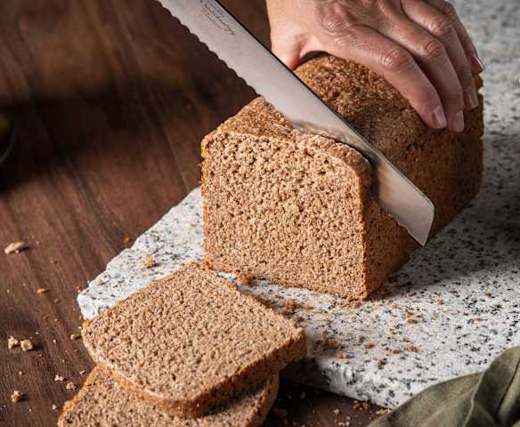 Pan de molde 100% integral con masa madre