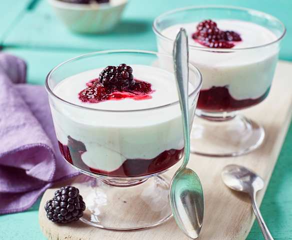 Omas-Lukullus-Brombeer-Becher Omas-Lukullus-Brombeer-Becher