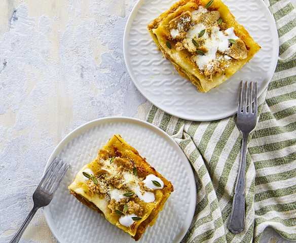 Lasagne funghi e salsiccia