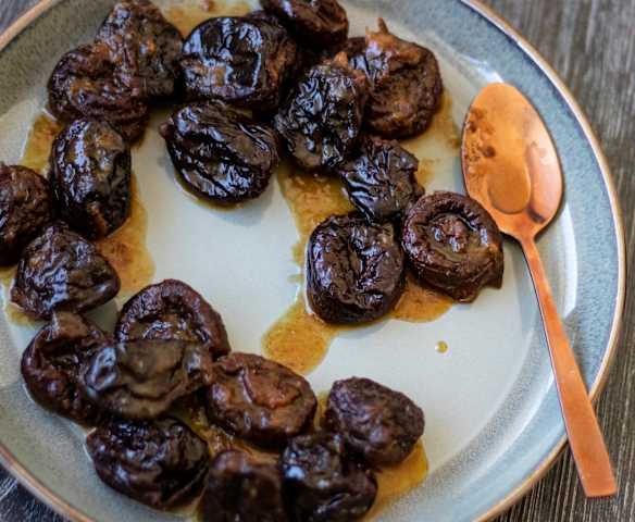 Stewed prunes