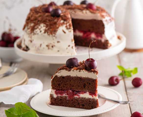 Tort czekoladowy z wiśniami