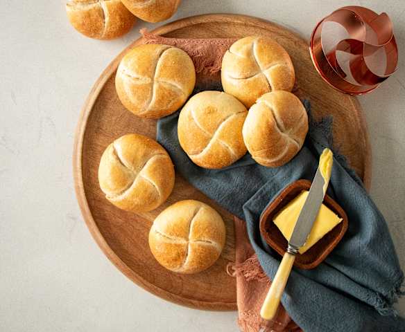 Traditional Kaiser rolls Traditional Kaiser rolls