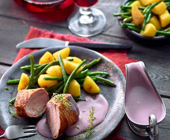 Schweinefilet mit Rotwein-Frischkäsesauce