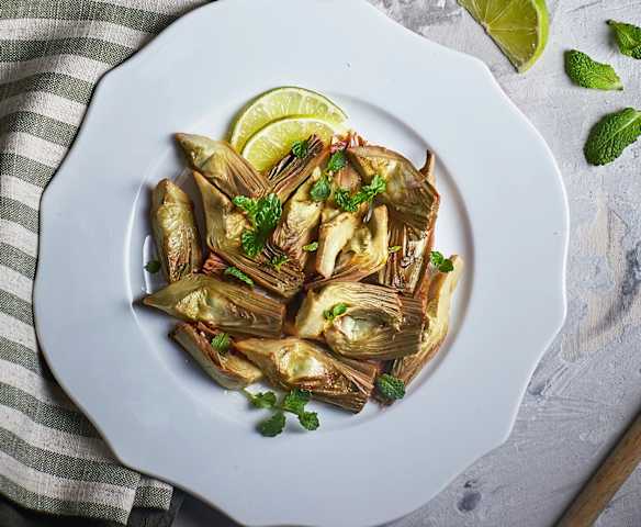 Contorno di carciofi alla menta Contorno di carciofi alla menta