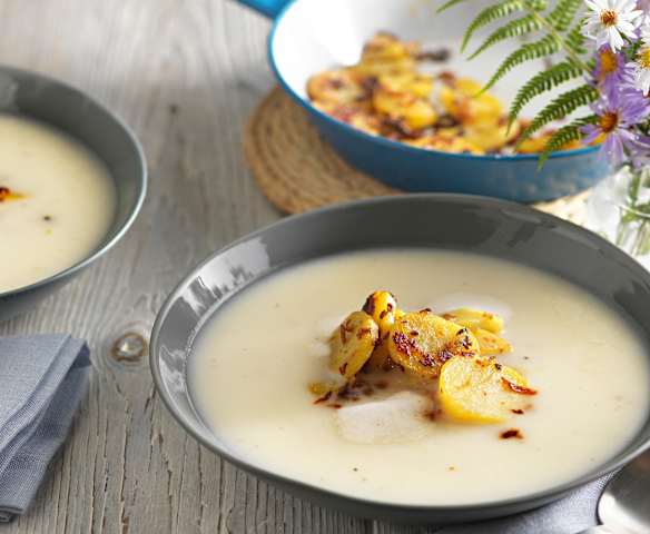 Stoßsuppe mit Erdäpfelgröstl
