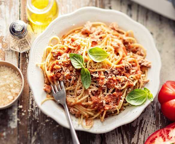 Spaghetti Arrabiata cu ton
