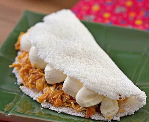 Tapioca com recheio de frango e requeijão cremoso Tapioca com recheio de frango e requeijão cremoso