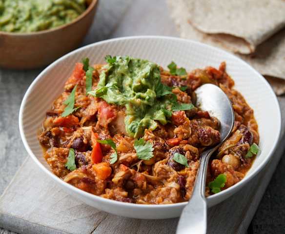 Jackfruit and Bean Chilli with Spicy Avocado Purée