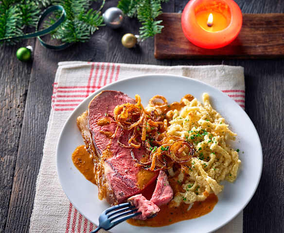 Zwiebel-Rostbraten mit Spätzle