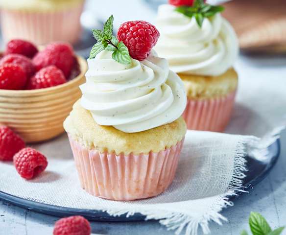Himbeer-Kokos-Cupcakes