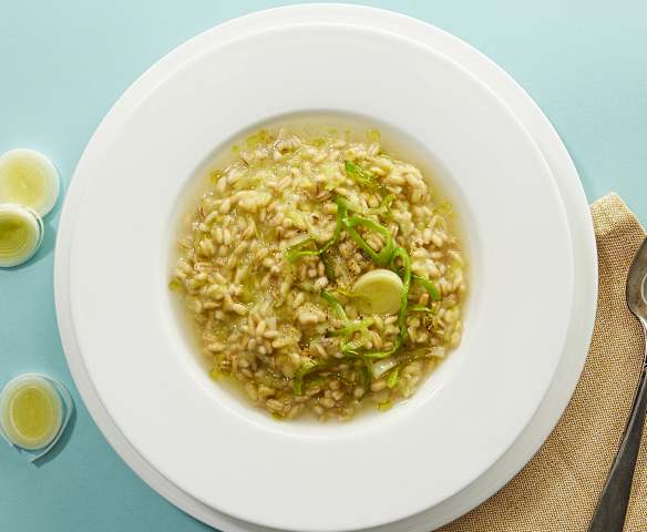 Zuppa di porri e orzo Zuppa di porri e orzo