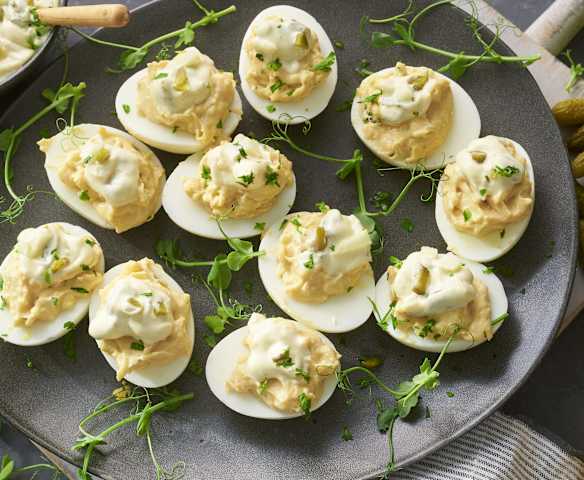 Huevos a la húngara Huevos a la húngara