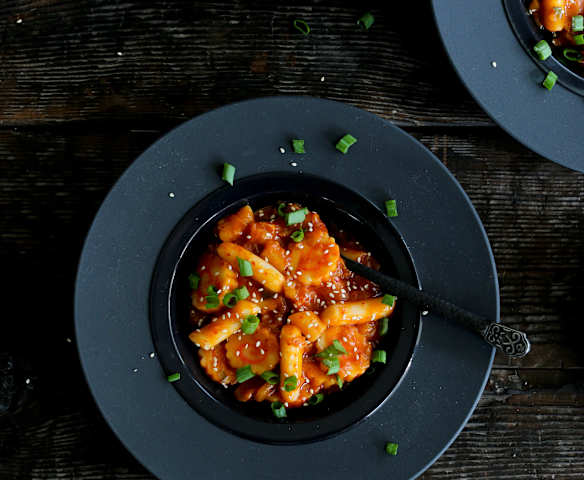 Tteokbokki (Korean Spicy Rice Cakes) Tteokbokki (Korean Spicy Rice Cakes)
