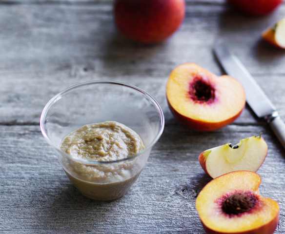Peach, apple and lamb purée (around 6 months)