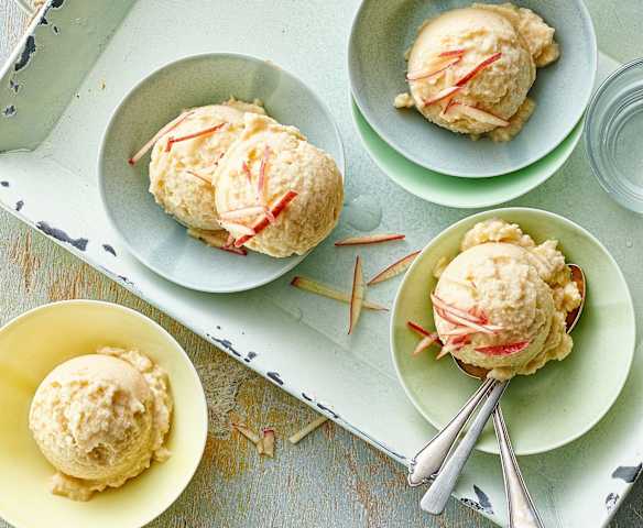 Apfelglace mit Kokosmilch Apfelglace mit Kokosmilch