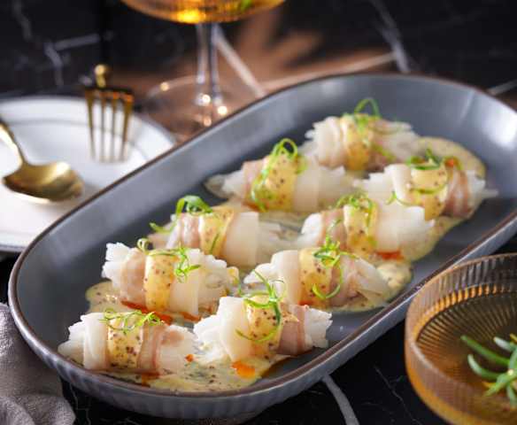 白蘿蔔豬肉捲佐芥末籽味噌醬