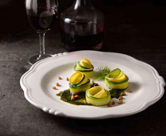 普羅旺斯松子櫛瓜麵