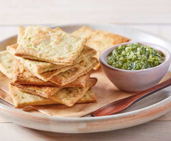 Crackers from Kale Juice Pulp