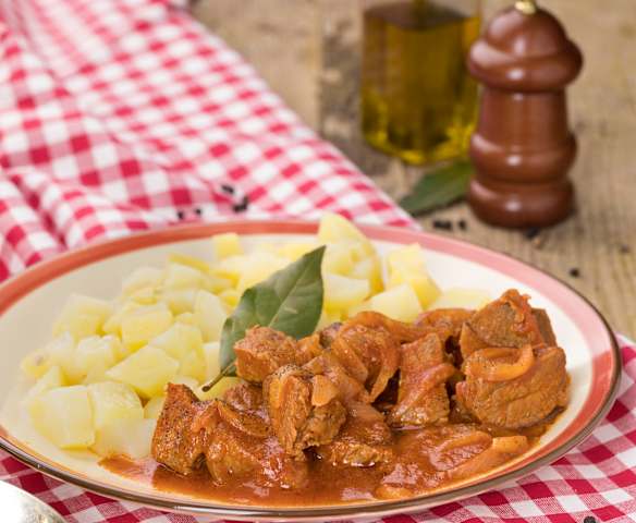 Gulash tirolese