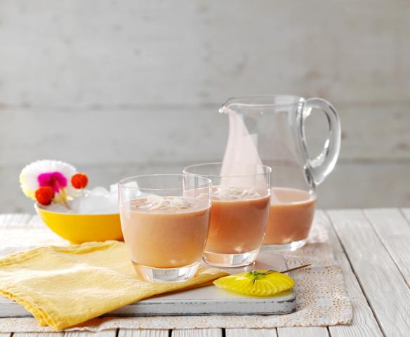 Smoothie tropical de fresa