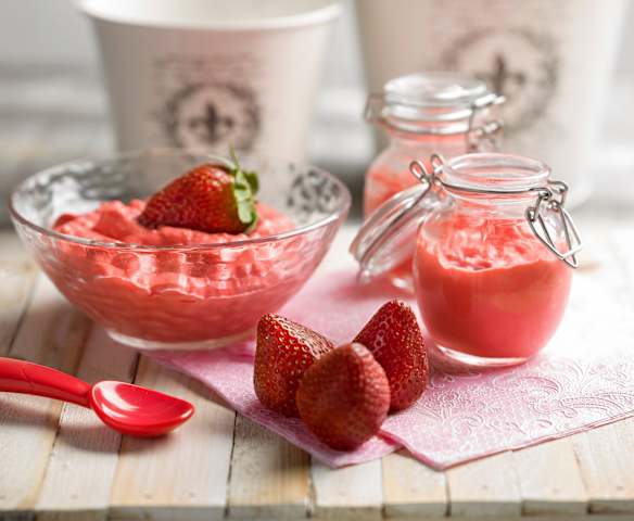 Yogur tipo 'petit suisse' de fresa