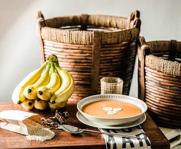 Sopa de jitomate con amaranto