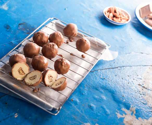 Dulces con sorpresa de nuez