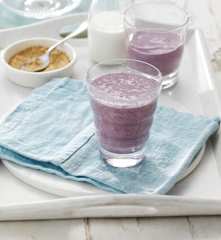 Smoothie de plátano y arándanos