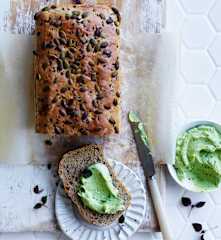 Avocado whip on seedy spelt bread (Post-natal)