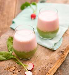 Dwukolorowy koktajl z rzodkiewek