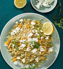 Quinoa s citrónem a feta sýrem