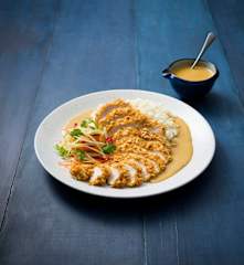Katsu chicken with cauliflower rice and pickled salad (MEATER+®)
