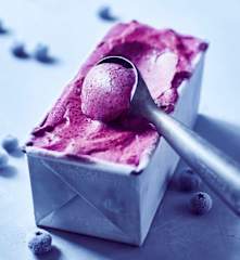 Blaubeer-Eis-Schaum