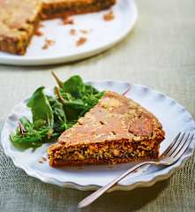 Pay de espinaca con base de nuez