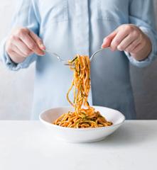 Raw zucchini bolognaise (Thermomix® Spiralizer, TM6)