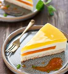 Entremets coco-passion-papaye