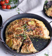 Tortilla de berenjenas y queso