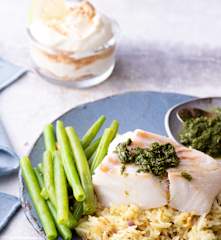 Menu: Peixe com feijão-verde, arroz pilau e mousse de limão e manjericão
