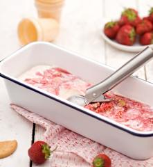 Lody truskawkowo-sernikowe