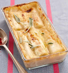 Praz gratinat cu sos béchamel