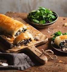 Strudel de champiñones y espinacas