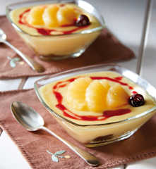 Coppe di colomba all'ananas