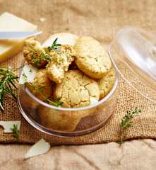 Cookies fleur de sel, parmesan et herbes de provence