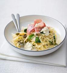 Linguine with lemon and prosciutto