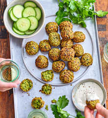 Véritables falafels, sauce au tahini