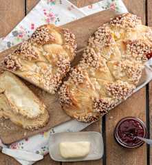 Brioche con crumble (Challahs)