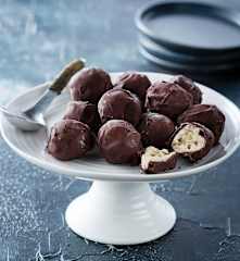 Black & white chocolate tartufo