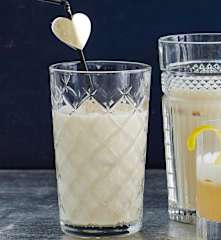 Cremiger Kokos-Eistee