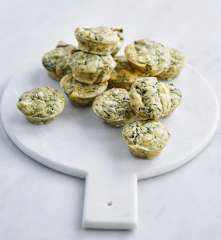 Muffins de espinafres e feta